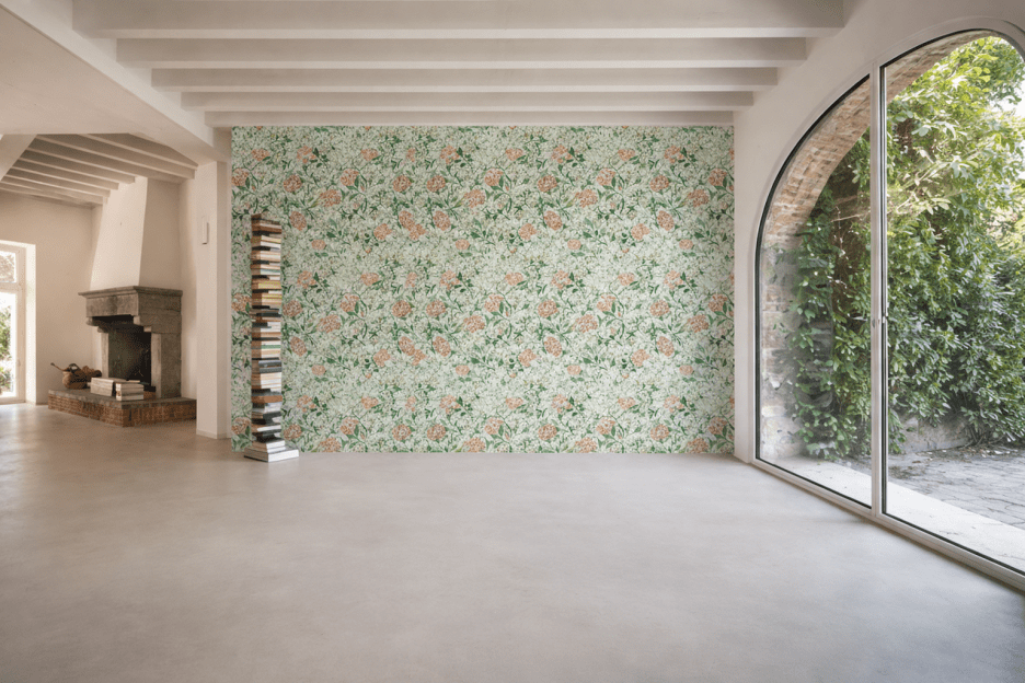 William Morris Petal Cascade