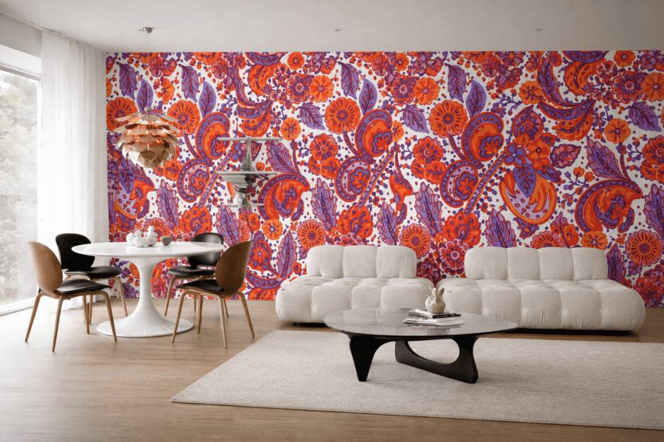 Vibrant Paisley Swirl