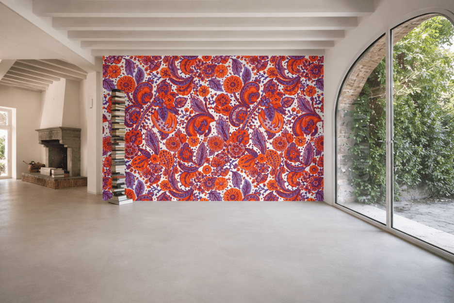 Vibrant Paisley Swirl