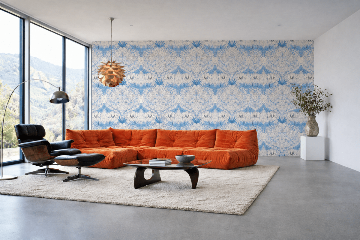 William Morris Frosted Floral Echo