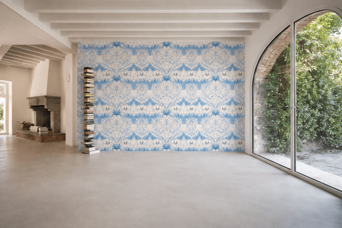 William Morris Frosted Floral Echo